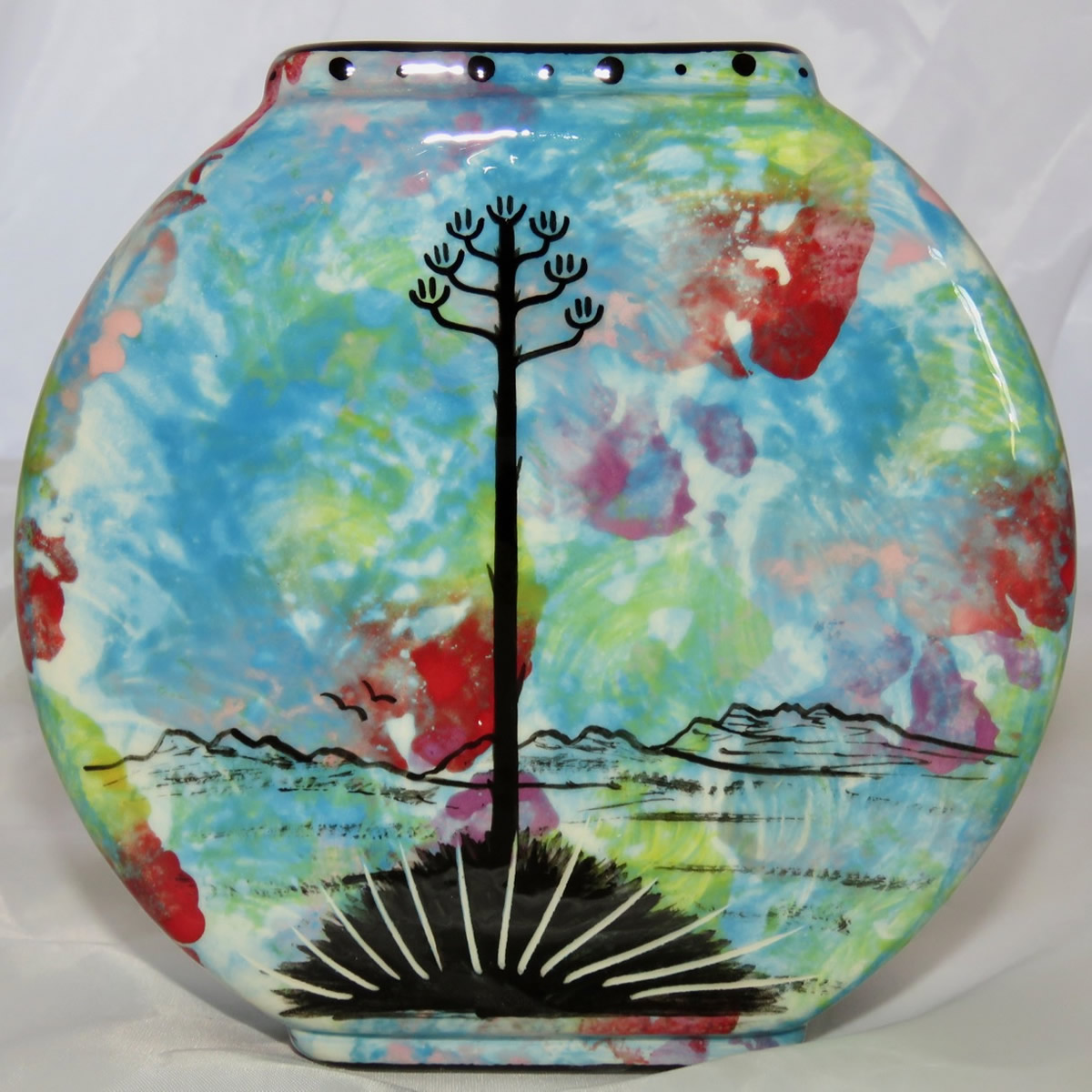 Mana Pottery pillow vase hawk back