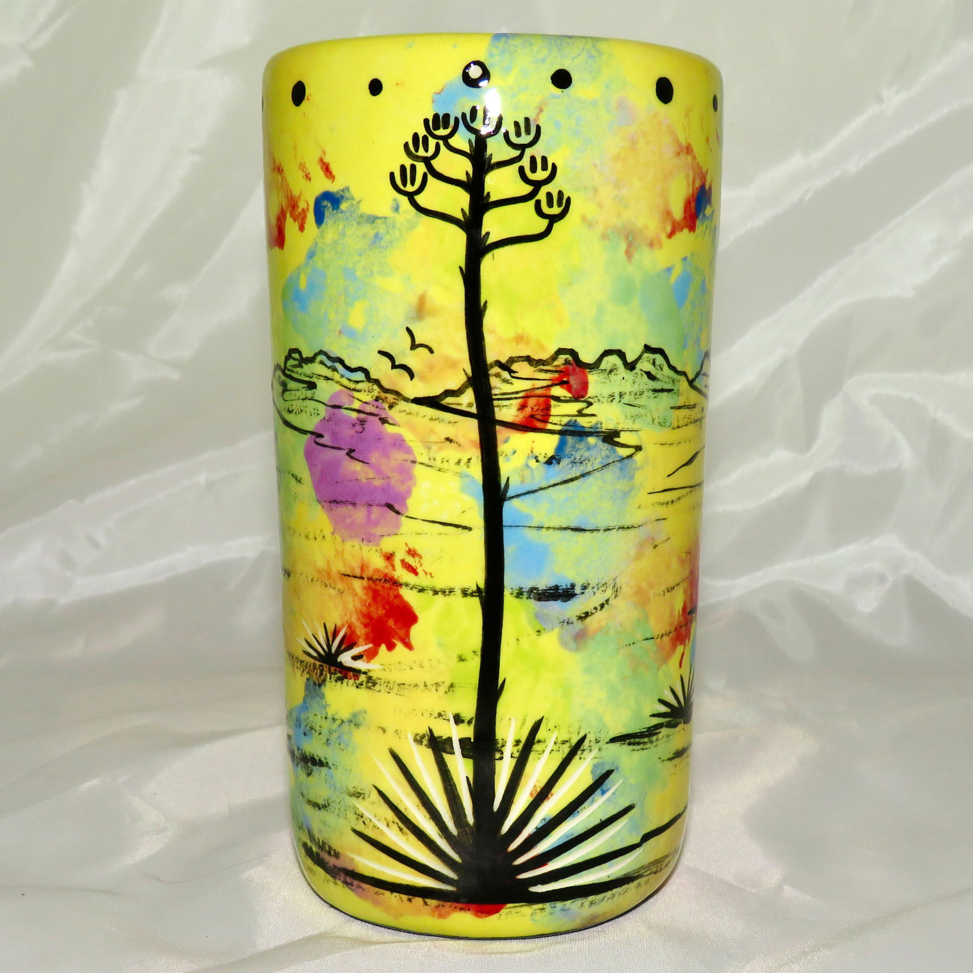 Mana Pottery tumbler featuring horse and desert landscape on reverse.