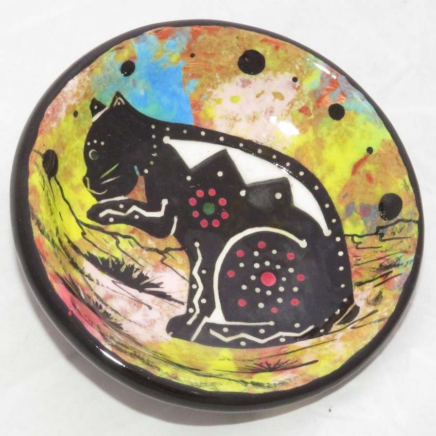 Image of Mana Pottery Holy Bowl featuring cat on earth tones background.